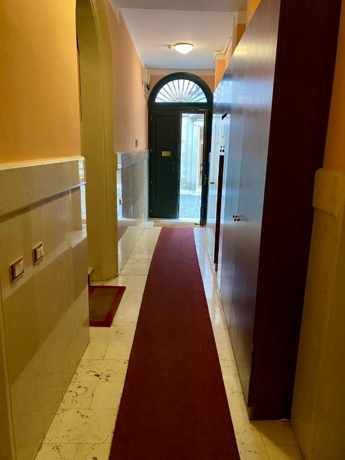 Canard Suite Int 4 Bolonya Dış mekan fotoğraf